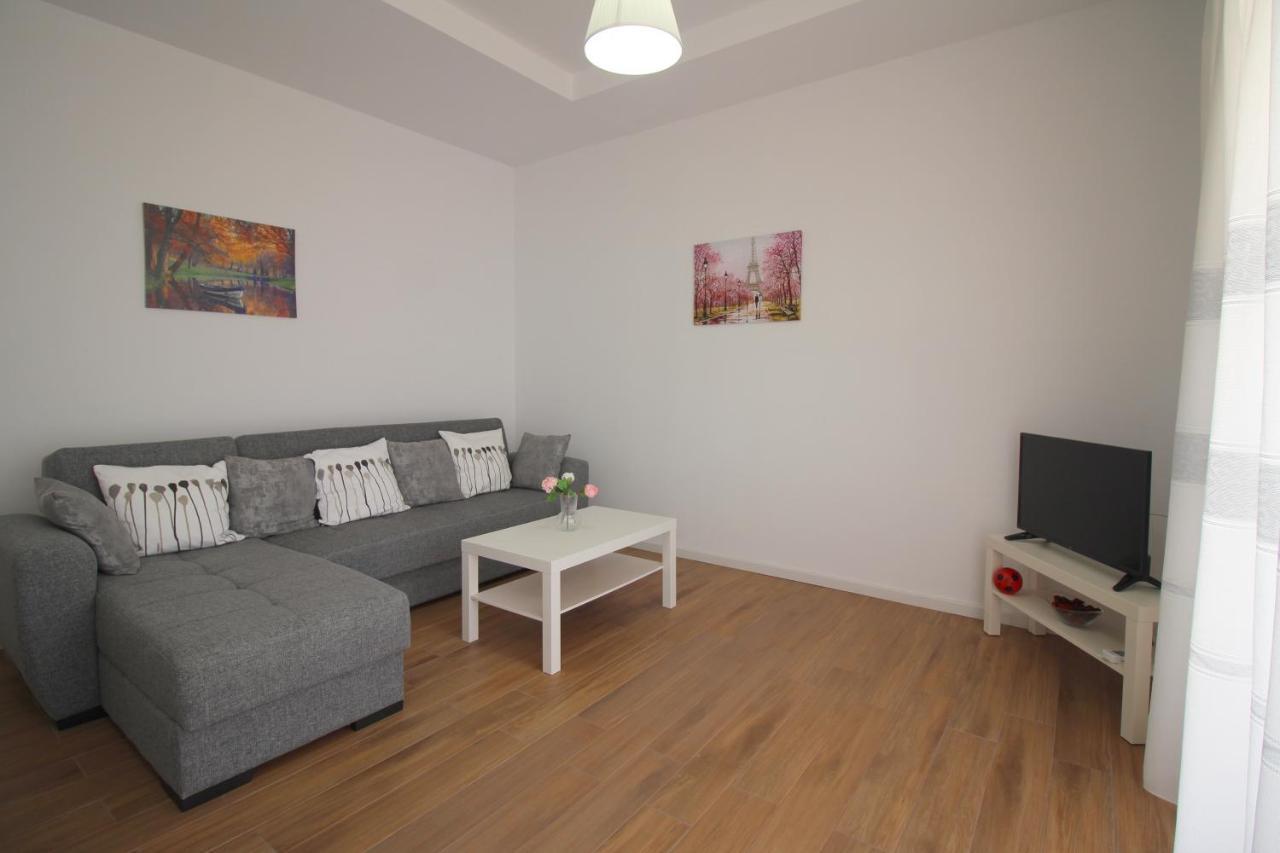 Nefeli Apartments ซารานเดอ ภายนอก รูปภาพ