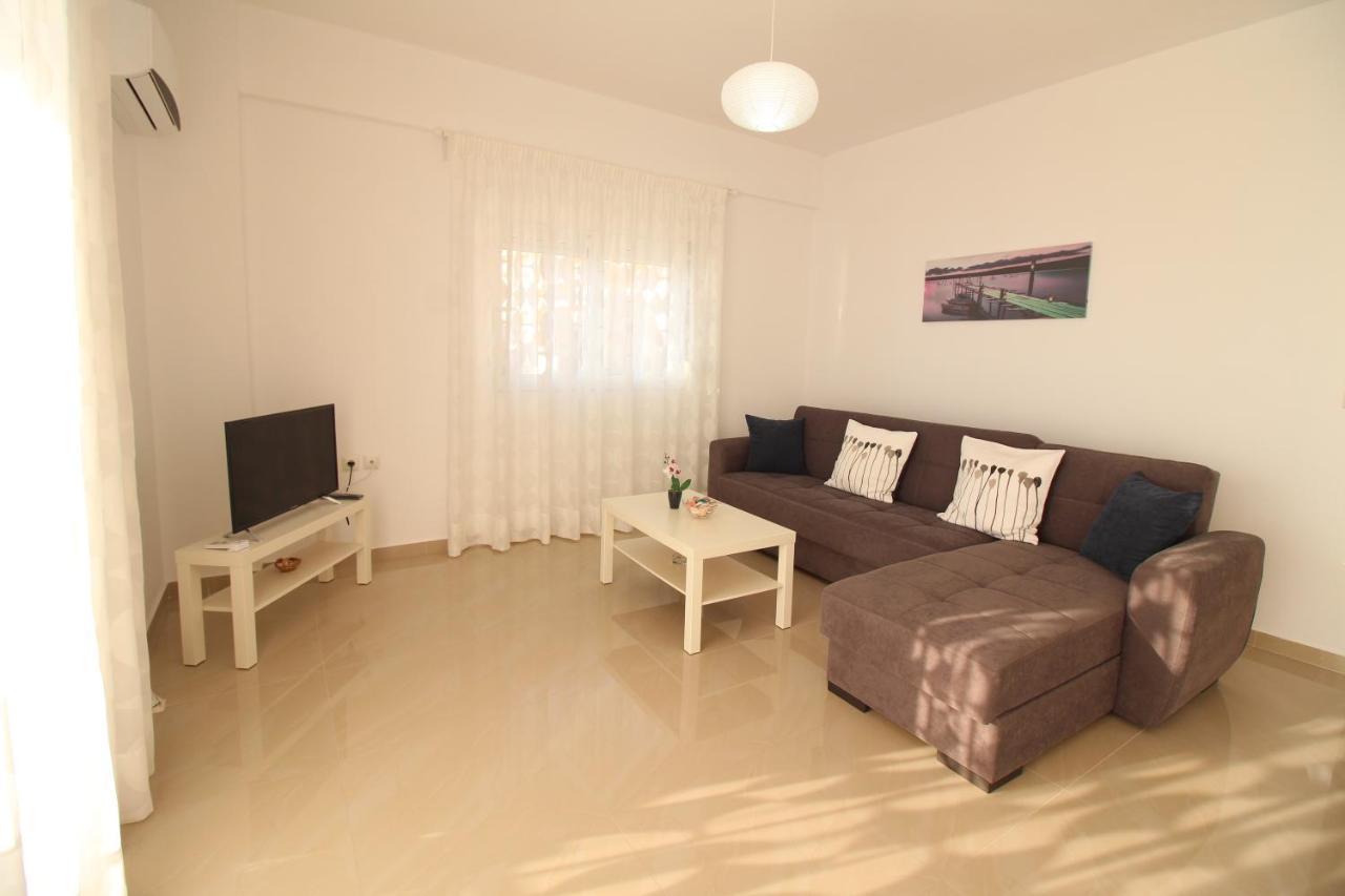 Nefeli Apartments ซารานเดอ ภายนอก รูปภาพ